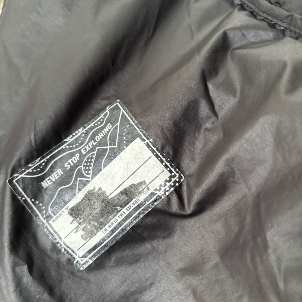 North face jacket - Picture 6 of 8
